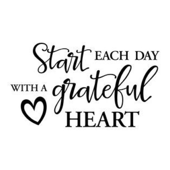 Hi Poshers!!!!💕❤️💕❤️💕❤️💕❤️🎉🎉🎉 - Picture 7 of 8